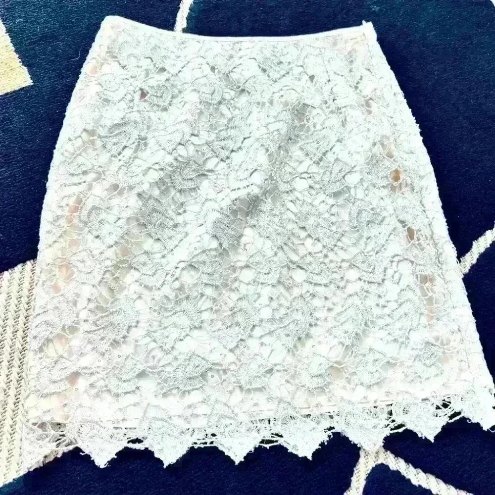 H&M Lace Sequins Cream Skirt Size 4